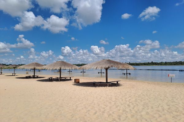 Aussicht auf den perfekten weißen Strand an der Lagune Blanca.