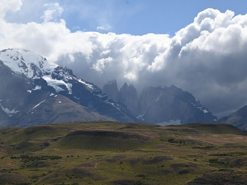 Die berühmten blauen Türme, leider noch etwas vom Nebel bedeckt