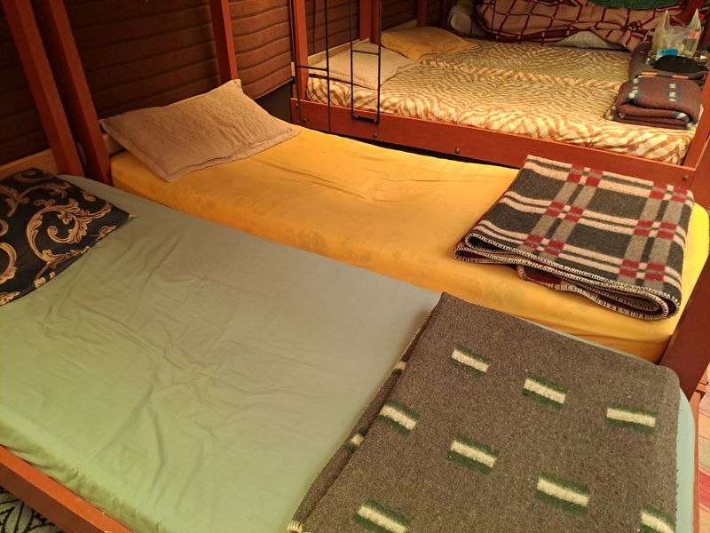 Bettenlager erstes Camp.