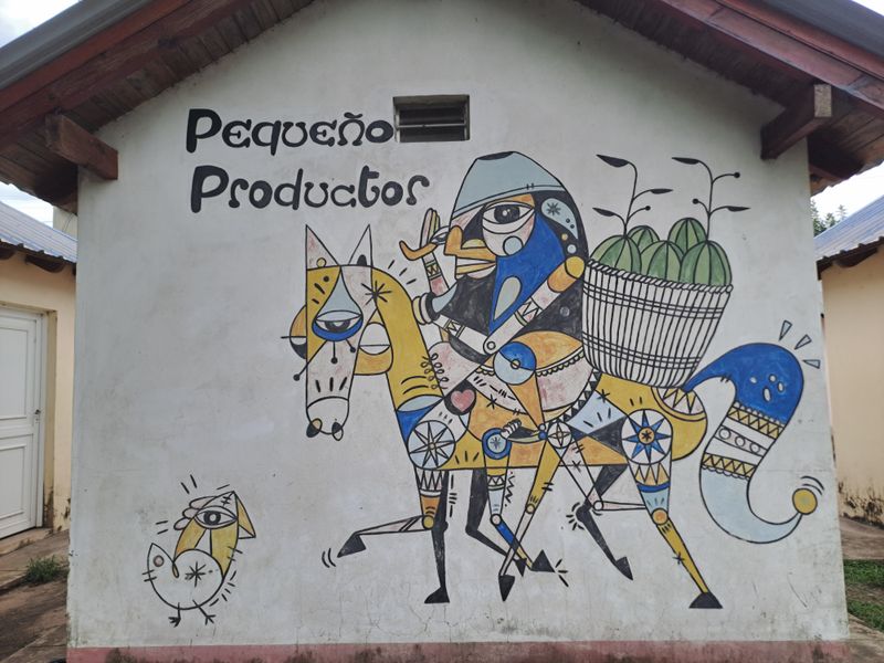 Ein kleines Häuschen neben dem Busbahnhof war mit einer schöner Abbildung versehen