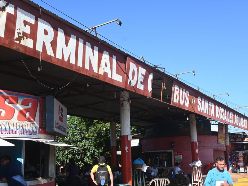 Das etwas ältere Terminal in Santa Rosa, aber nicht ganz so schlimm, wie seine Busverbindungen.