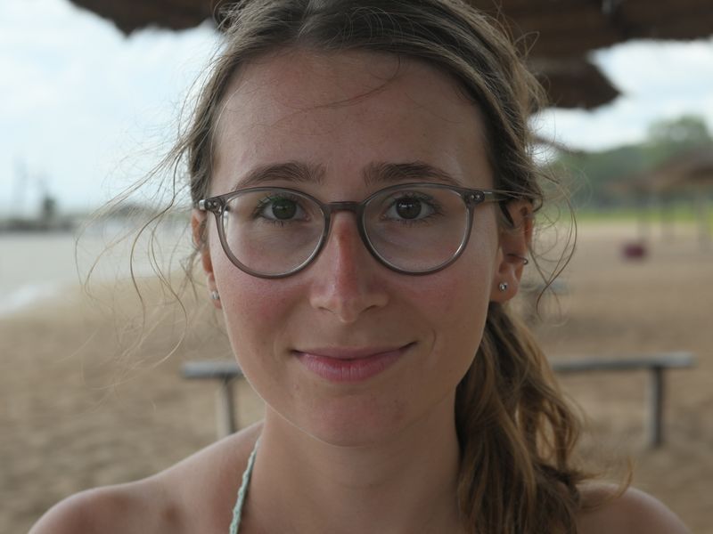 Noch mehr Bilder vom Strand, diesmal mit Anja im schönen Licht.